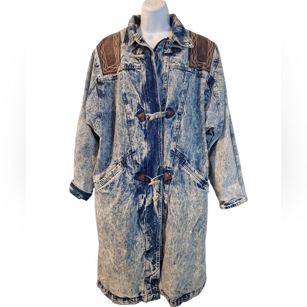 Izzi vintage 80s stone washed denim with leather accents long jacket/coat L